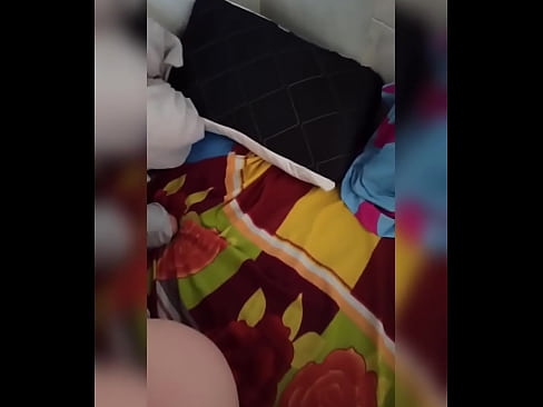 ❤️ Babaturan sakamar kuring cicing di bumi nyalira sabab salakina nuju liburan sareng kuring nyandak kasempetan pikeun bangsat sareng ngeusian buritna ku susu. ️ Poro kualitas di urang ❤